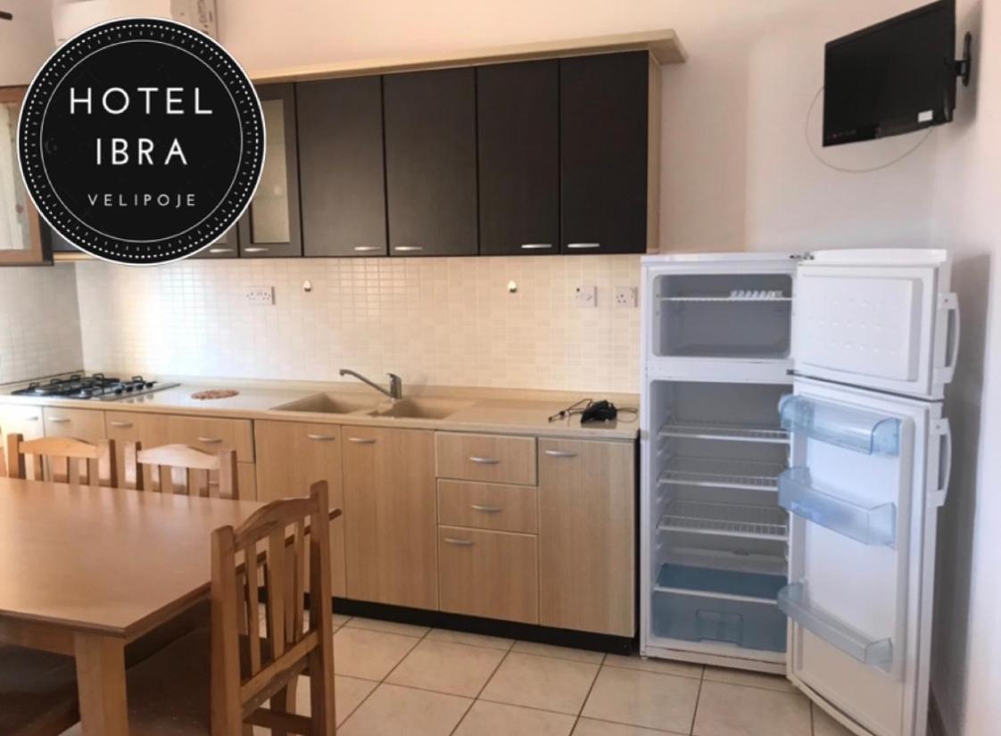 Hotel Ibra Velipoje Bagian luar foto